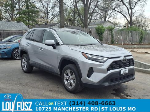 Certified 2025 Toyota RAV4 XLE FWD image 1