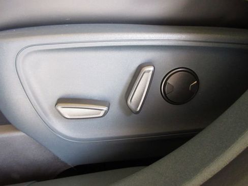 New 2026 Ford Maverick Lobo AWD/4WD image 12