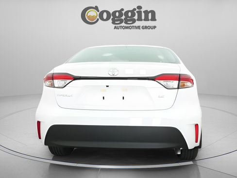 New 2026 Toyota Corolla LE FWD image 13