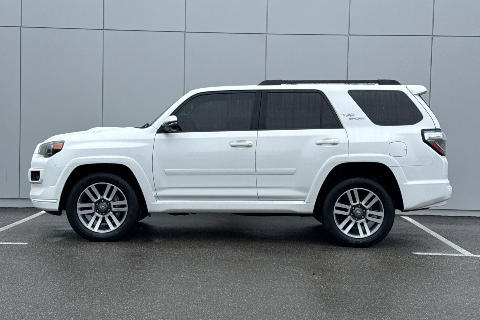 Used 2022 Toyota 4Runner TRD Sport w/ Technology Package AWD/4WD image 2