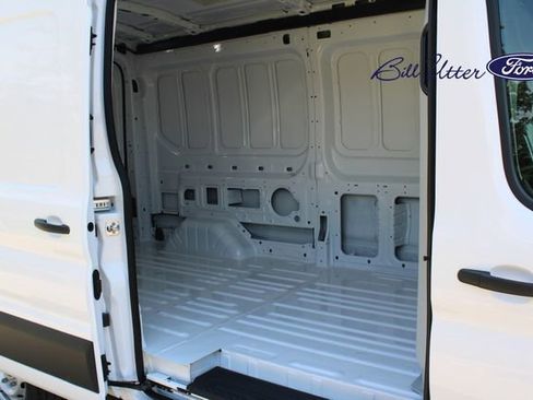 New 2025 Ford Transit 250 148 Medium Roof image 7