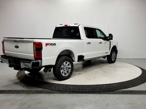 New 2026 Ford F250 Lariat w/ Chrome Package AWD/4WD image 7