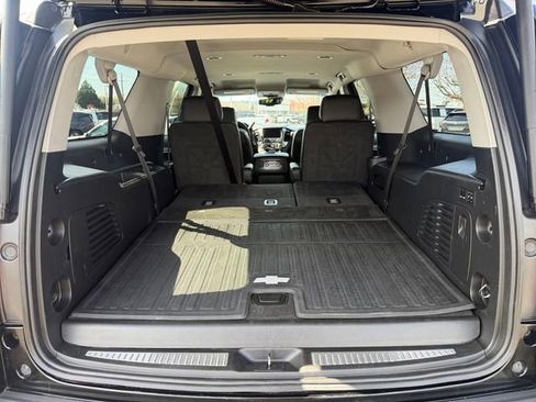 Used 2020 Chevrolet Suburban LT w/ RST Edition image 36