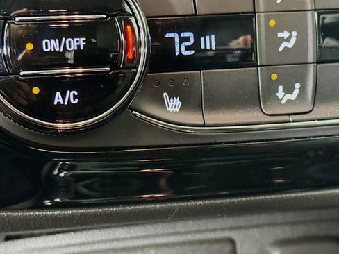 Used 2023 Buick Encore GX Select w/ Sport Touring Package image 24