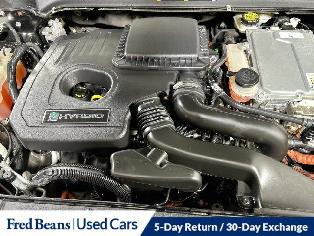 Used 2015 Ford Fusion SE w/ Equipment Group 502A FWD image 31