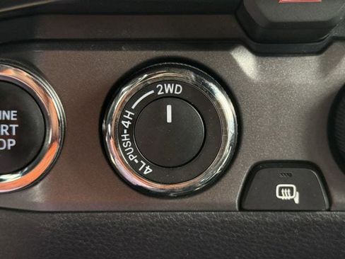 Used 2019 Toyota Tacoma TRD Sport w/ Technology Package image 23