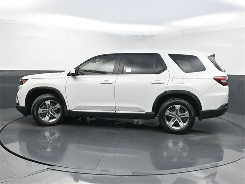 Used 2024 Honda Pilot EX-L image 42