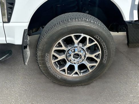 Used 2024 Ford F250 XL image 27