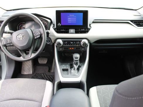 Used 2023 Toyota RAV4 XLE w/ Convenience Package image 17