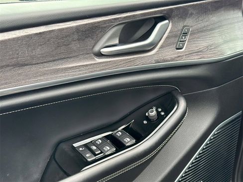 Used 2021 Jeep Grand Cherokee L Overland image 22