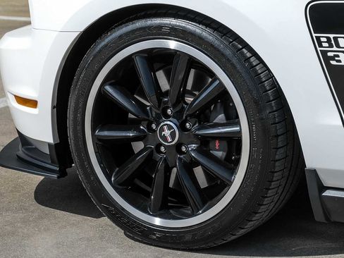 Used 2012 Ford Mustang Boss 302 w/ Boss 302 Accessory Pkg image 53