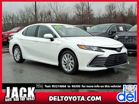 Certified 2024 Toyota Camry LE image 1