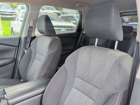 Used 2025 Nissan Rogue SV FWD image 7