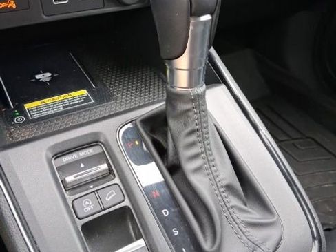 Used 2023 Honda CR-V EX-L image 24