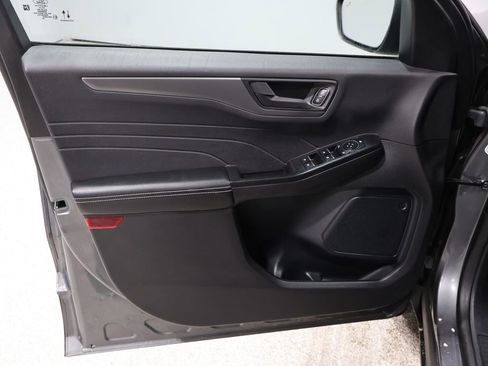 Used 2025 Ford Escape Active image 12