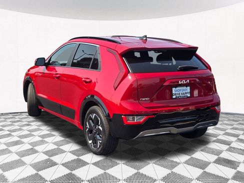 Used 2023 Kia Niro Wind w/ Wind Preserve Package FWD image 27