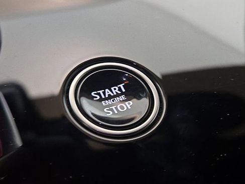 Used 2025 Land Rover Range Rover Sport S AWD/4WD image 24