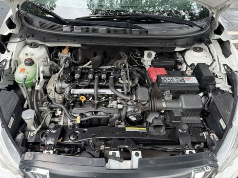 Used 2019 Nissan Kicks SV FWD image 26