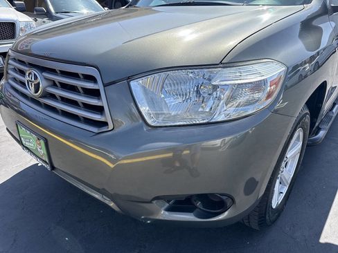 Used 2010 Toyota Highlander 2WD image 34