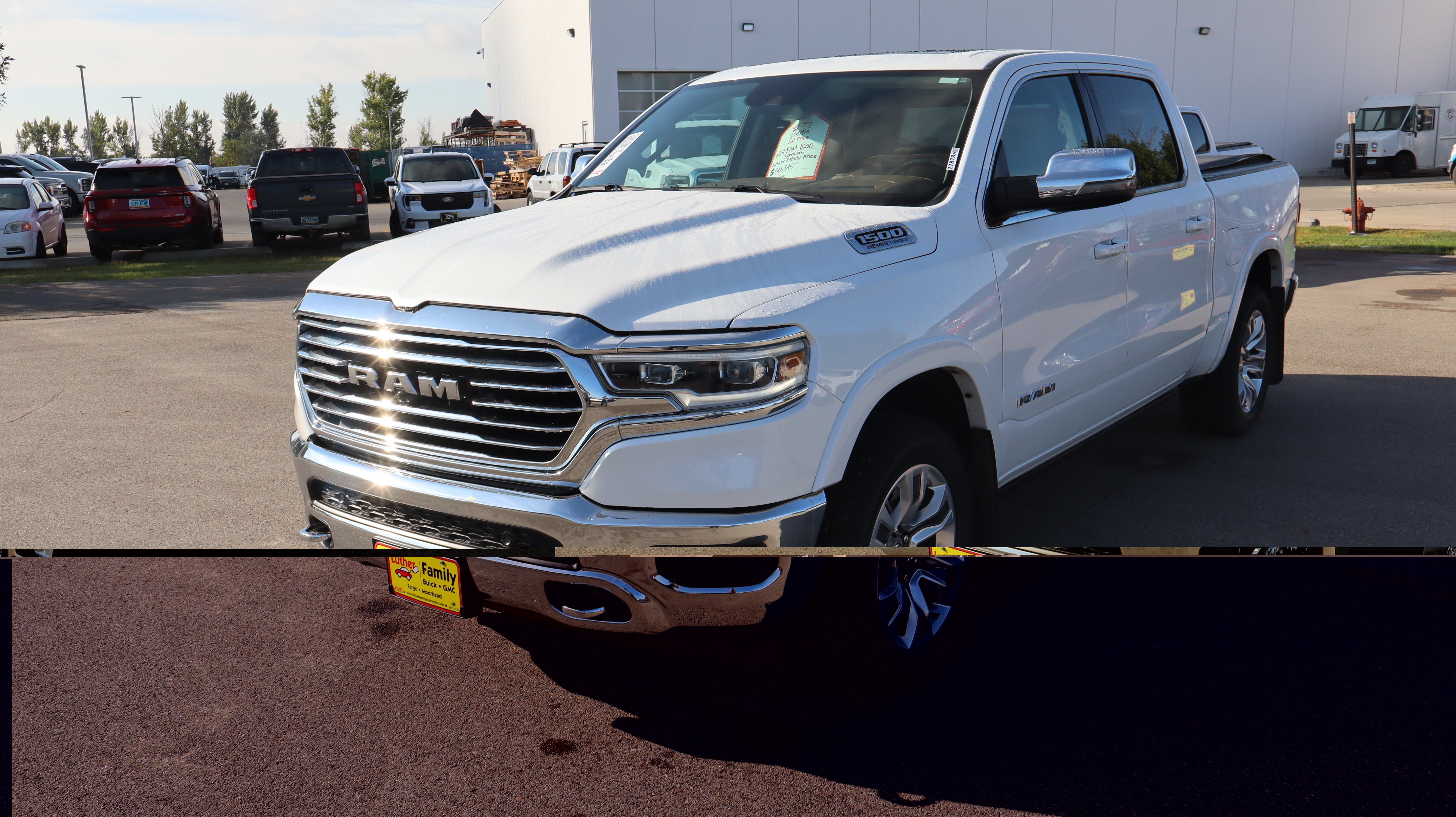 Used 2024 RAM 1500 Limited AWD/4WD image 3