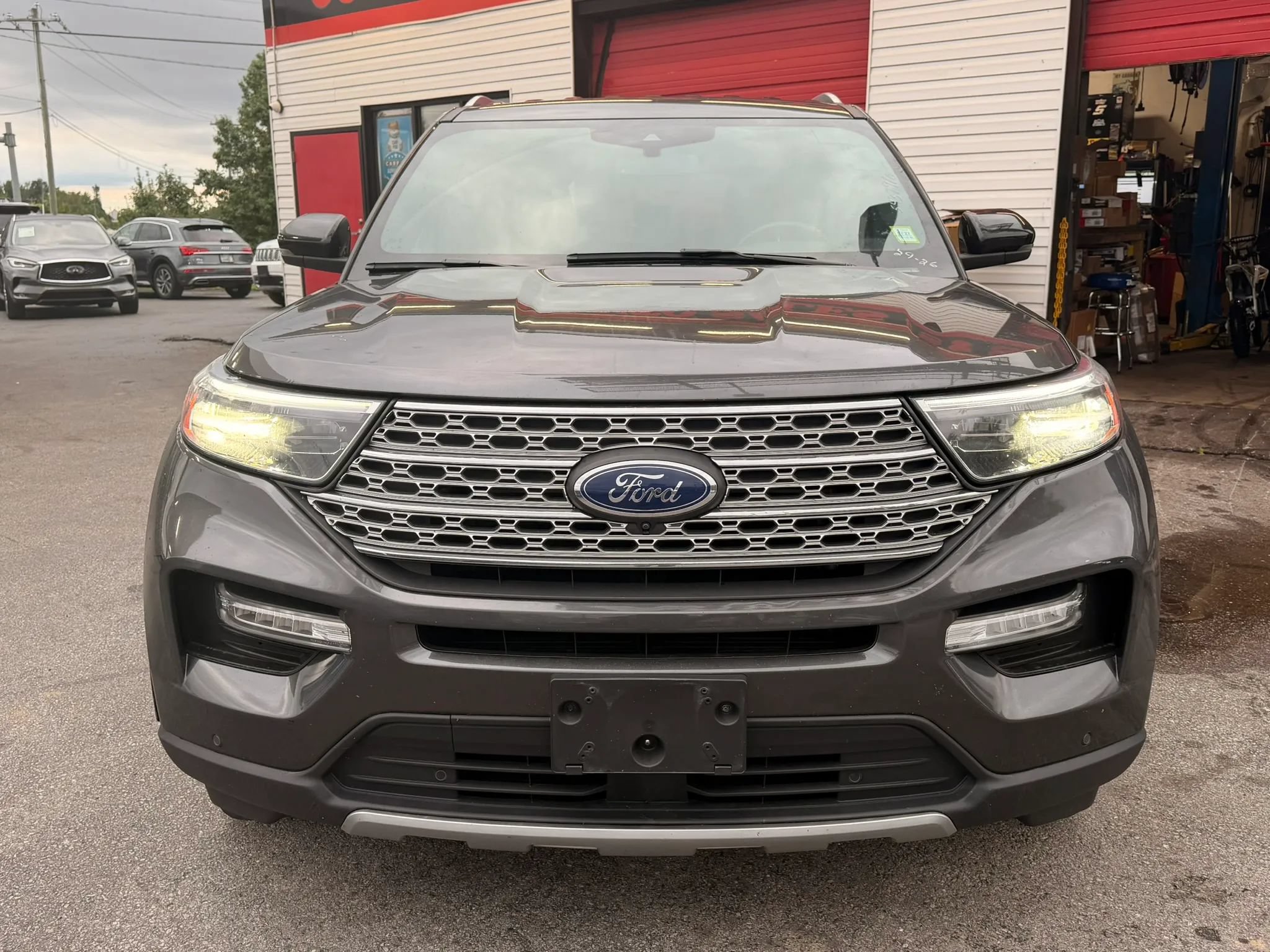Used 2020 Ford Explorer Limited AWD/4WD image 6