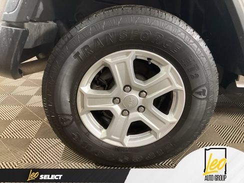 Used 2021 Jeep Wrangler Sport AWD/4WD image 20