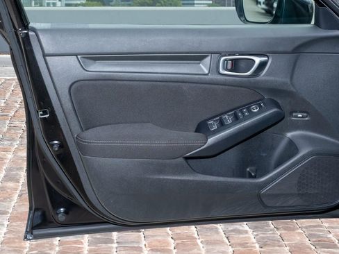 Used 2023 Honda Civic LX image 11