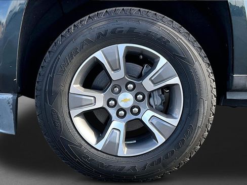 Used 2018 Chevrolet Colorado Z71 image 8