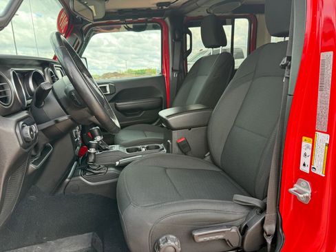 Used 2019 Jeep Wrangler Unlimited Sport S AWD/4WD image 26
