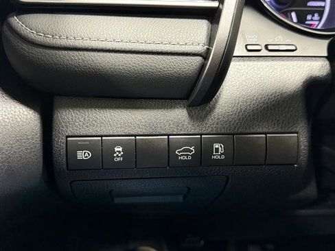 Used 2019 Toyota Camry SE w/ Carpet Mat Package FWD image 33