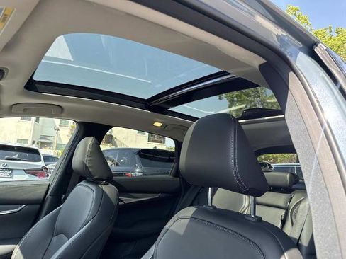 Certified 2025 INFINITI QX50 Luxe AWD/4WD image 17