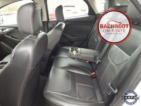Used 2015 Ford Focus Titanium w/ Titanium Technology Package image 29