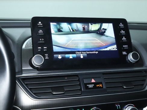 Used 2022 Honda Accord Sport image 28