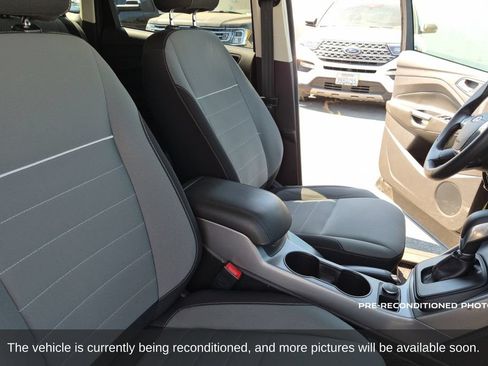 Used 2015 Ford Escape SE FWD image 13