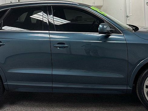 Used 2017 Audi Q3 2.0T Premium Plus w/ Premium Plus Package image 4