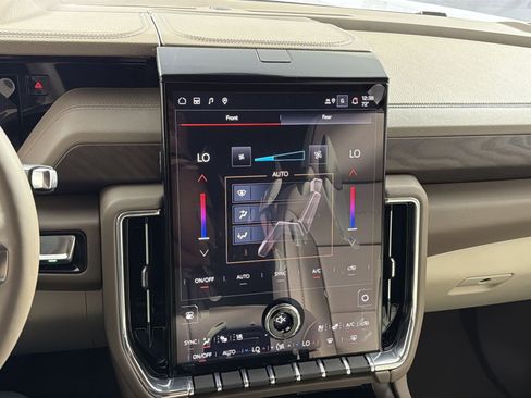 New 2026 GMC Yukon XL Denali AWD/4WD image 21