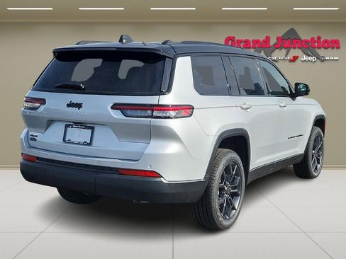 New 2025 Jeep Grand Cherokee L Limited image 5