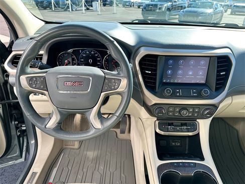 Used 2023 GMC Acadia Denali w/ Denali Ultimate Package image 19