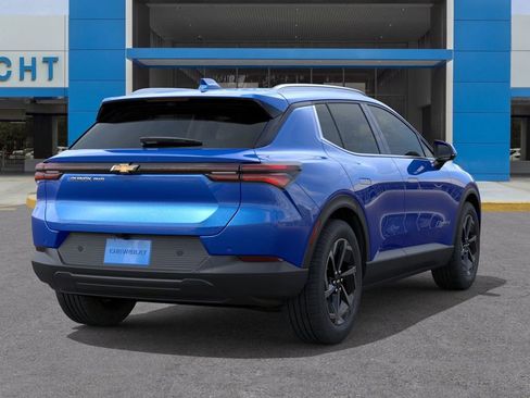 New 2026 Chevrolet Equinox EV LT AWD/4WD image 4