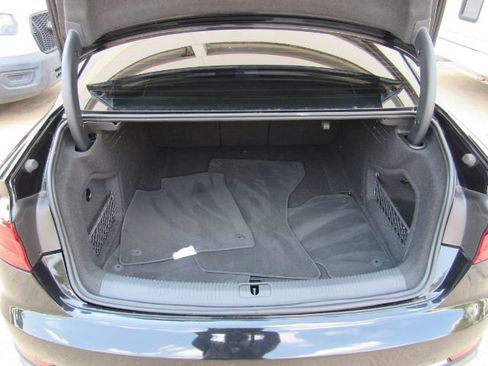 Used 2019 Audi A4 2.0T Premium w/ Convenience Package image 28