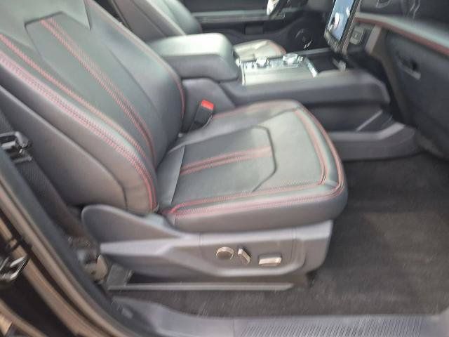 Certified 2024 Ford Expedition Limited AWD/4WD image 29