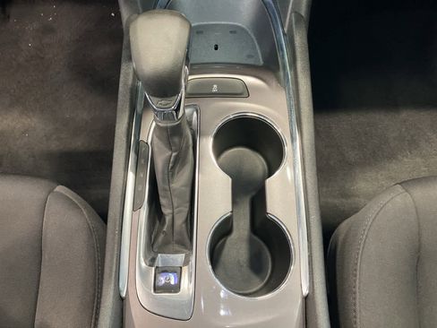 Used 2022 Chevrolet Malibu LT image 17