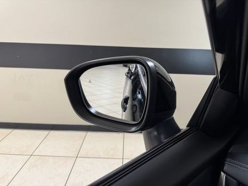 Used 2025 Nissan Rogue SV FWD image 16