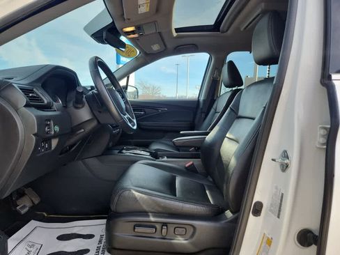 Used 2022 Honda Pilot Touring image 23