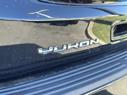 Used 2023 GMC Yukon SLT image 22