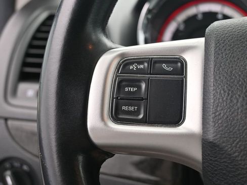 Used 2016 Dodge Grand Caravan SE w/ Quick Order Package 29E SE FWD image 26