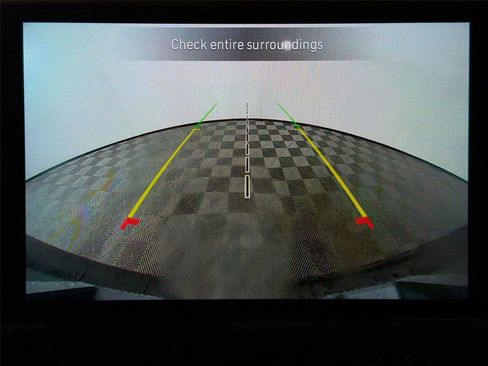 Used 2025 Jeep Wrangler Sahara image 15