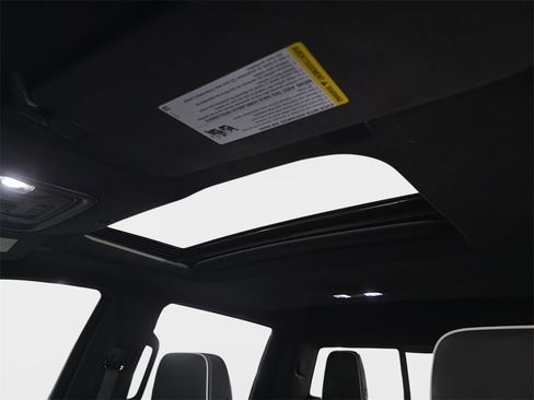 Used 2024 GMC Sierra 1500 AT4X image 28