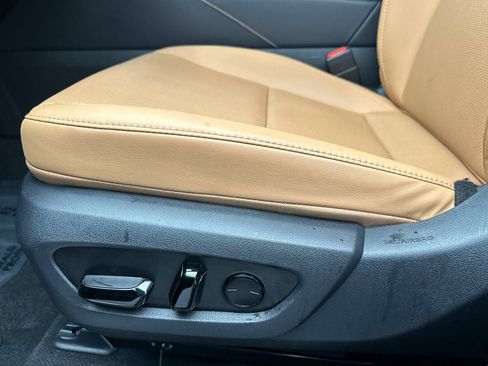 Used 2025 Lexus RX 350 Premium w/ Convenience Package image 12