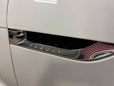 Used 2014 Jaguar F-TYPE Convertible RWD image 15